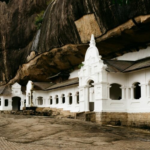 Dambulla Cave Temple